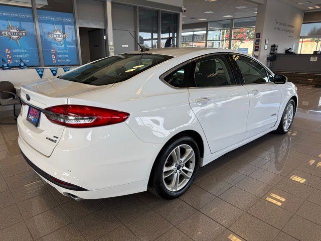 2018 Ford Fusion Hybrid SE photo 2