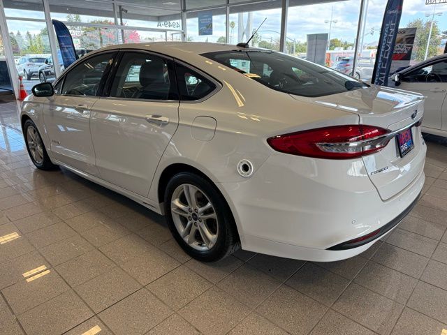 2018 Ford Fusion Hybrid SE photo 4