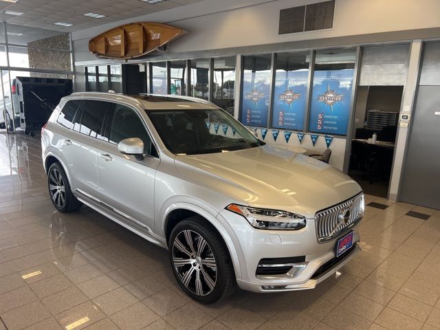 2020 Volvo XC90 T6 Inscription photo 2
