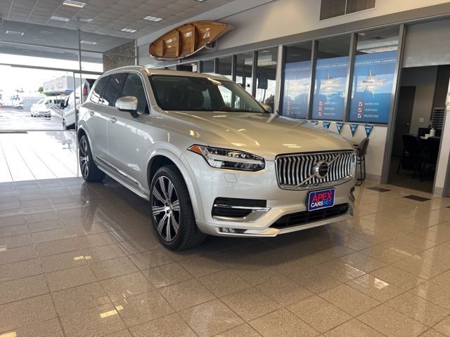 2020 Volvo XC90 T6 Inscription photo 3