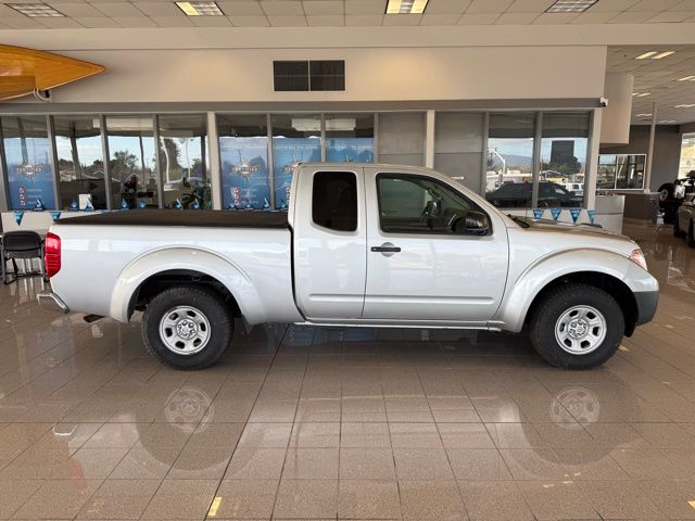 2016 Nissan Frontier S - Photo 2