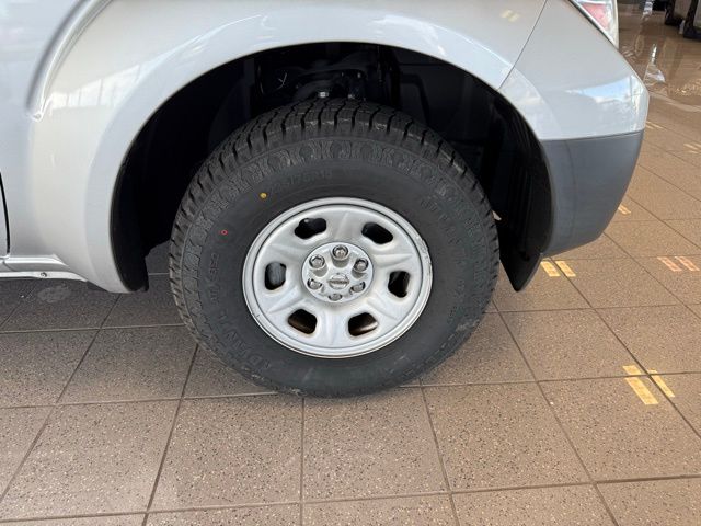 2016 Nissan Frontier S - Photo 10