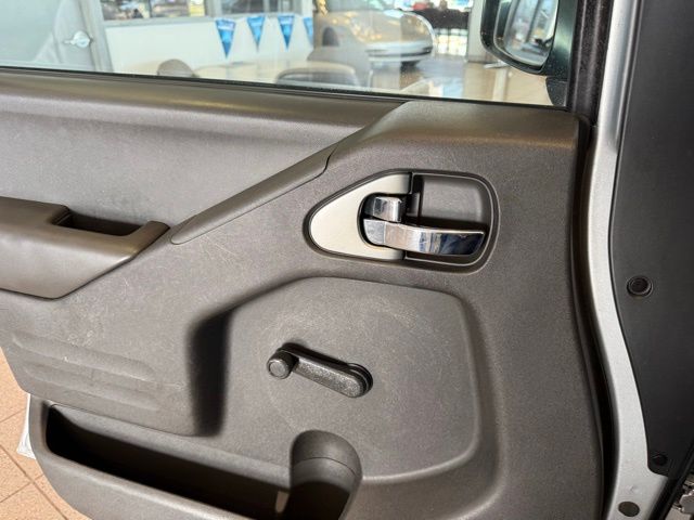 2016 Nissan Frontier S - Photo 18