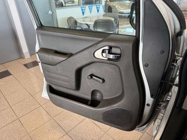 2016 Nissan Frontier S - Photo 19