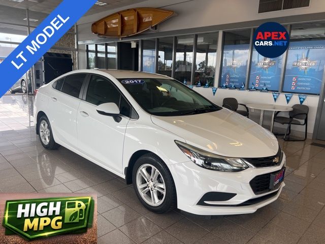 2017 Chevrolet Cruze LT Auto's photo