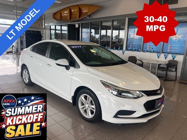 2017 Chevrolet Cruze LT Auto's photo