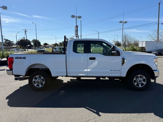 2022 Ford F-350 Super Duty XL - Photo 2
