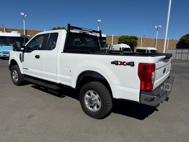 2022 Ford F-350 Super Duty XL - Photo 5