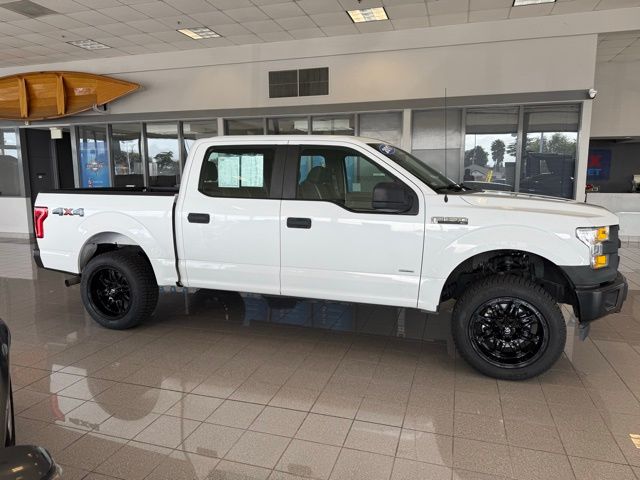 2017 Ford F-150 XL - Photo 2