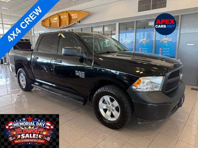 2022 RAM 1500 Classic Tradesman 4x4 Crew Cab 5'7's photo