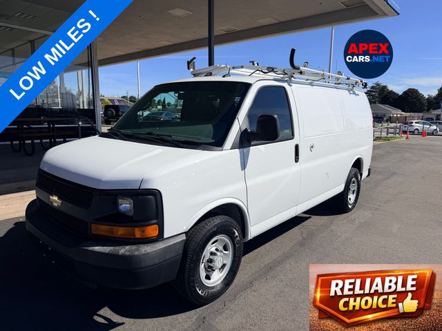 2015 Chevrolet Express 2500 Work Van HD's photo