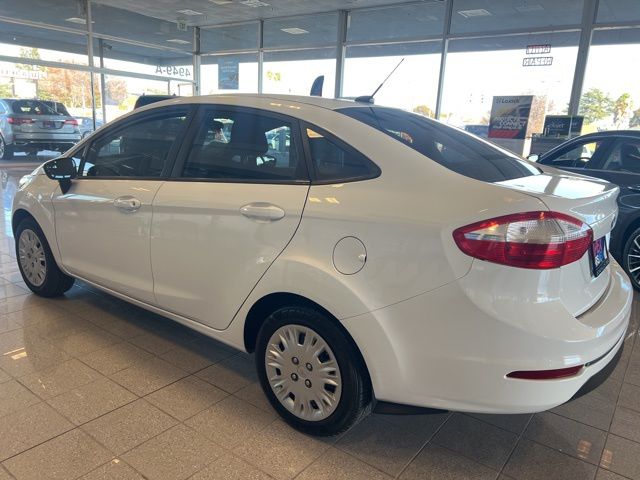 2018 Ford Fiesta S - Photo 11