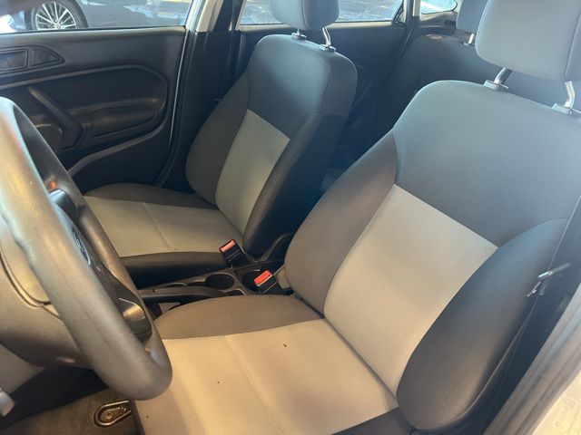 2018 Ford Fiesta S - Photo 16