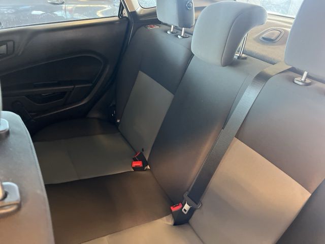 2018 Ford Fiesta S - Photo 17