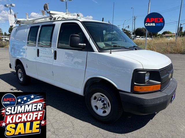 2015 Chevrolet Express 2500 Work Van HD's photo