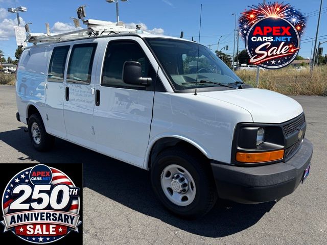 2015 Chevrolet Express 2500 Work Van HD's photo