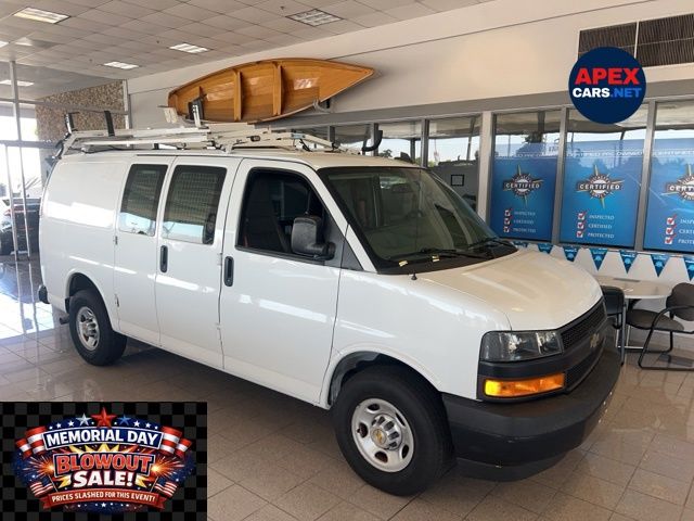 2018 Chevrolet Express 2500 Work Van HD's photo