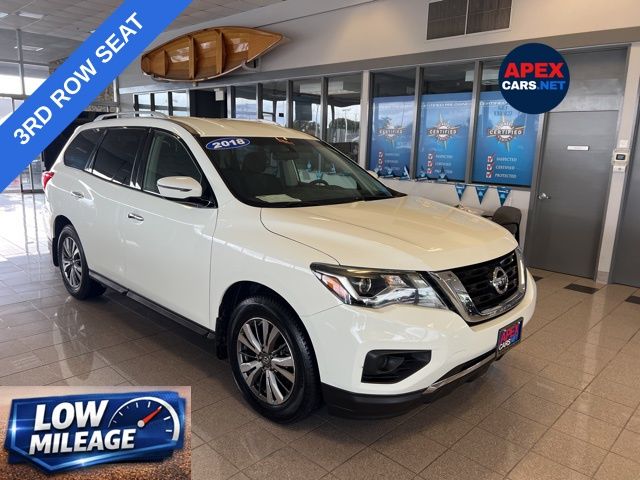 2018 Nissan Pathfinder S 2WD's photo