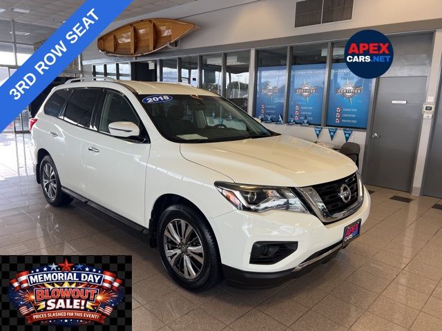 2018 Nissan Pathfinder S 2WD's photo