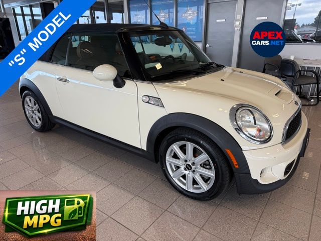 2015 MINI Cooper S's photo