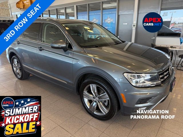 2020 Volkswagen Tiguan 2.0T SEL's photo