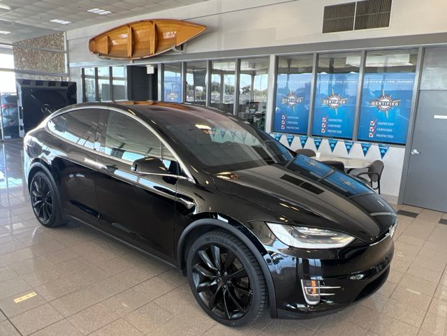 2020 Tesla Model X Long Range's photo