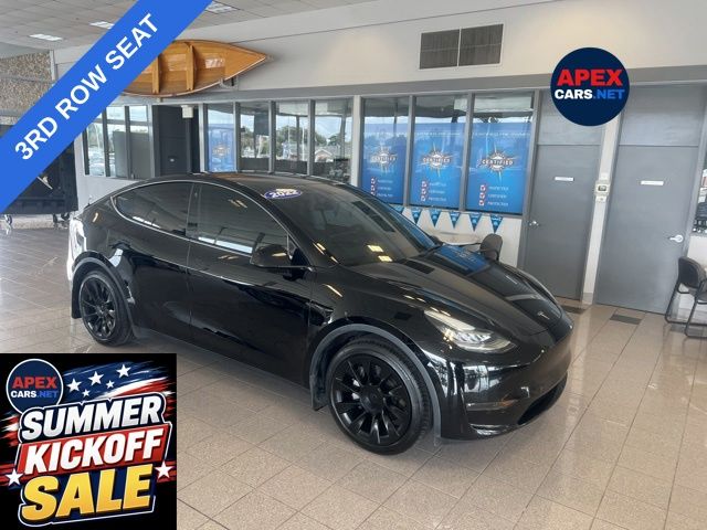 2022 Tesla Model Y Long Range Dual Motor All-Wheel Drive's photo