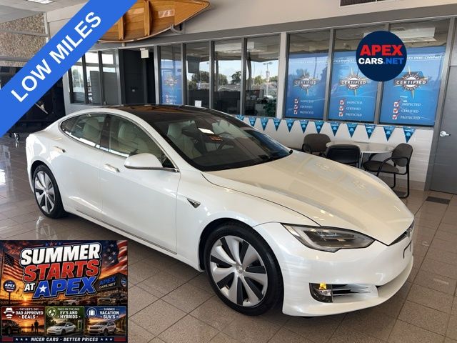2020 Tesla Model S Long Range Plus's photo