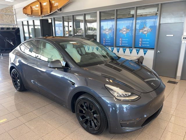 2020 Tesla Model Y Long Range Dual Motor All-Wheel Drive's photo