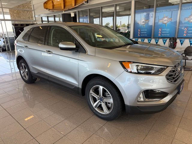 2022 Ford Edge SEL AWD's photo