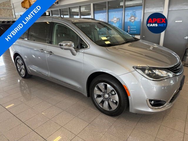 2018 Chrysler Pacifica Limited Hybrid