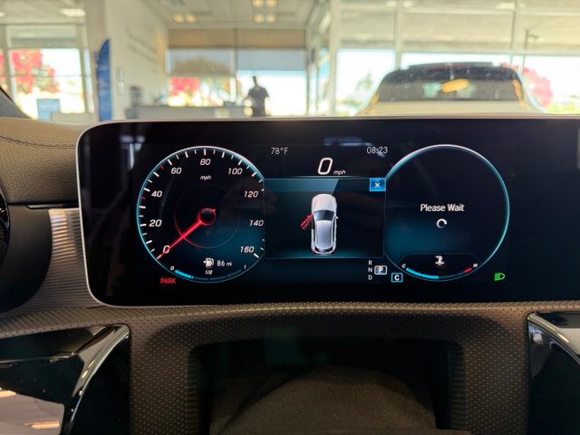 Mercedes-Benz CLA 250 photo 12