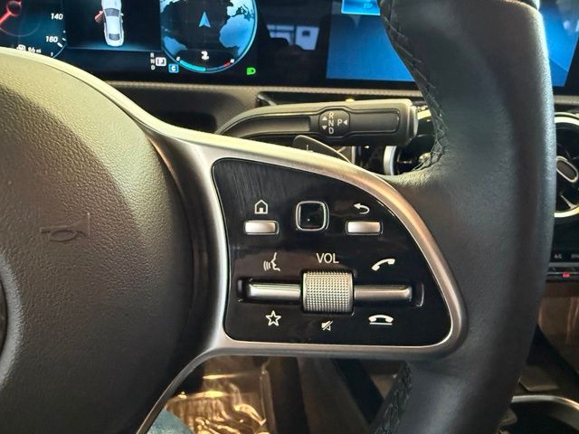 Mercedes-Benz CLA 250 photo 15