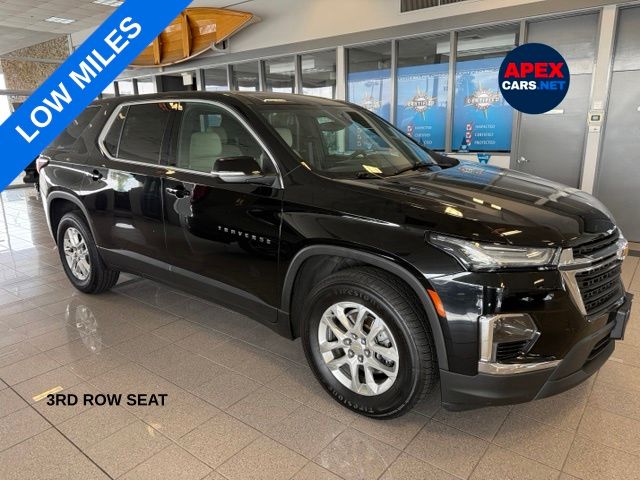 2022 Chevrolet Traverse LS w/1FL