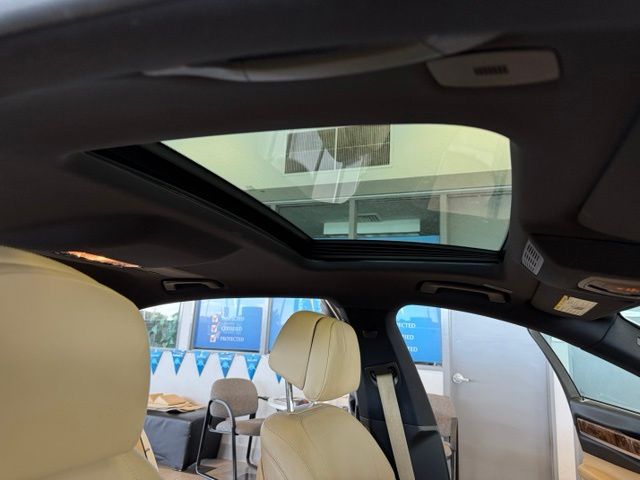 BMW 7 Series photo 27