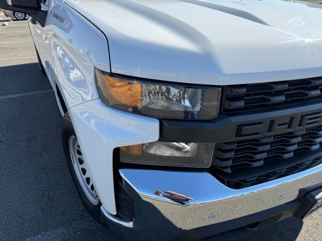 Chevrolet Silverado photo 11