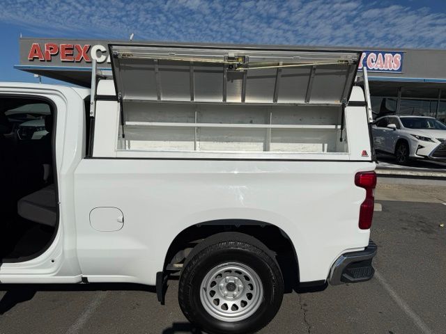 Chevrolet Silverado photo 23