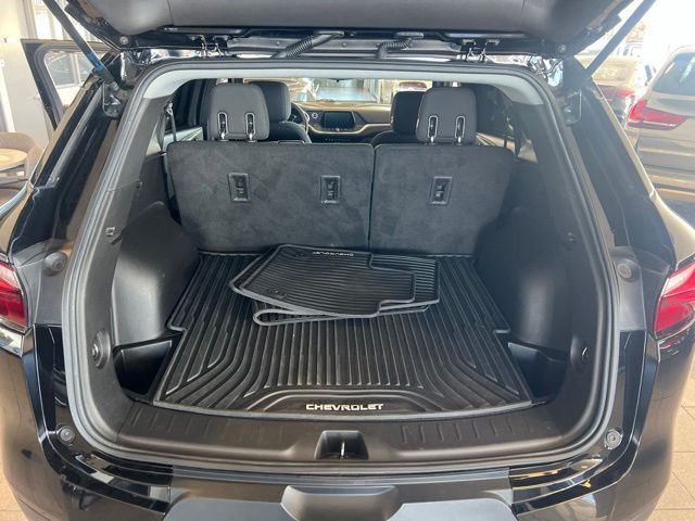 Chevrolet Blazer photo 21