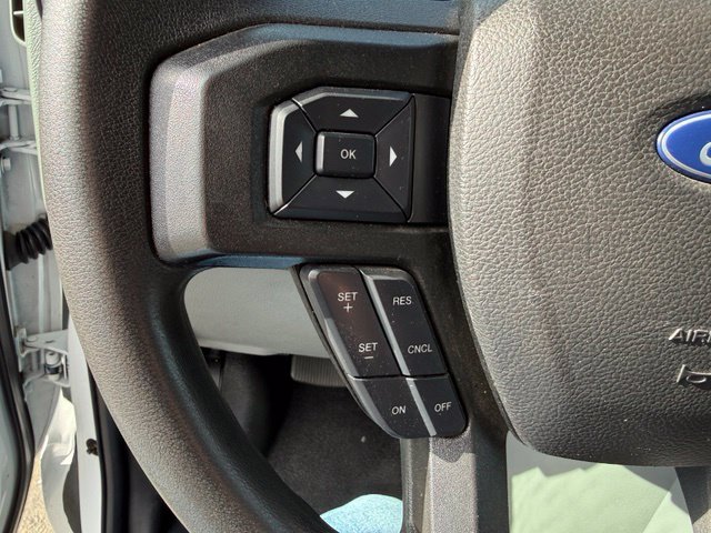 Ford E-Series Cutaway photo 16