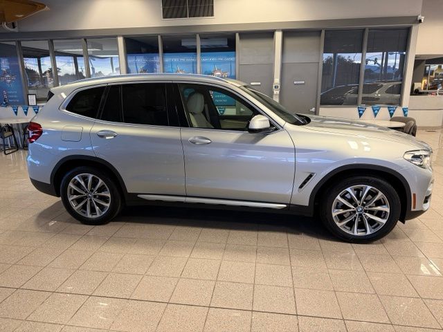 BMW X3 photo 2