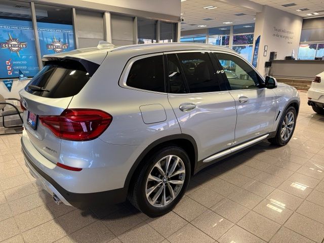 BMW X3 photo 3