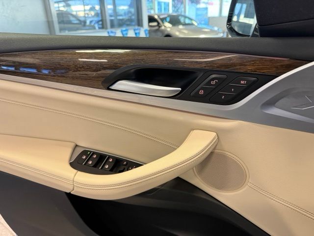 BMW X3 photo 20