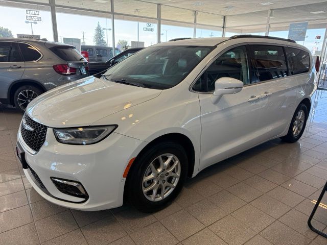 Chrysler Pacifica photo 7