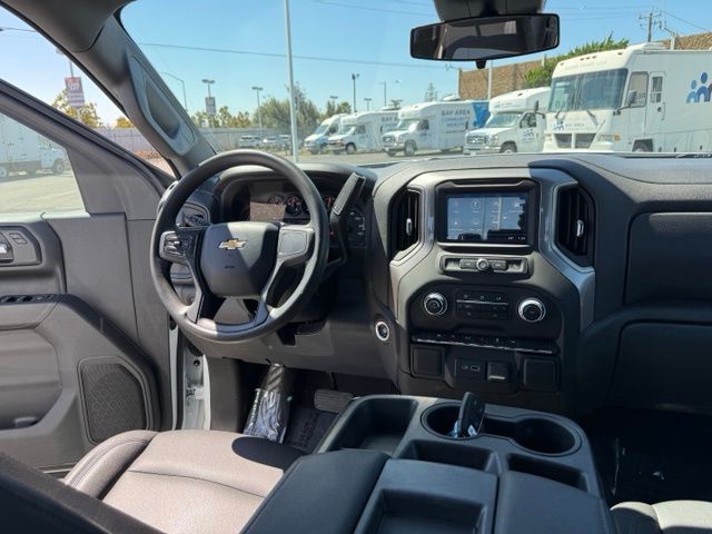 Chevrolet Silverado photo 26