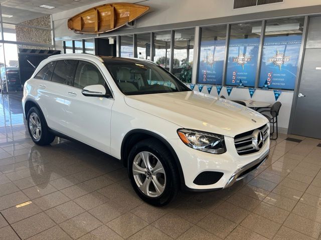 Mercedes-Benz GLC photo 6