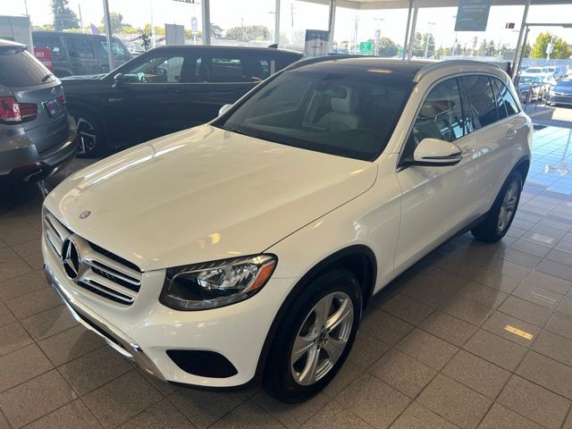 Mercedes-Benz GLC photo 16