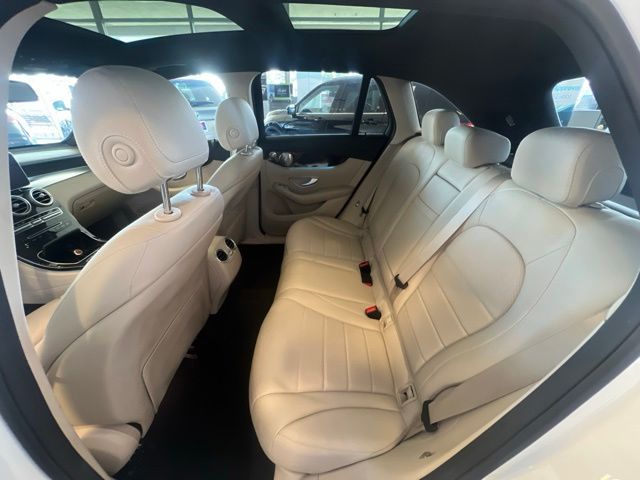Mercedes-Benz GLC photo 21