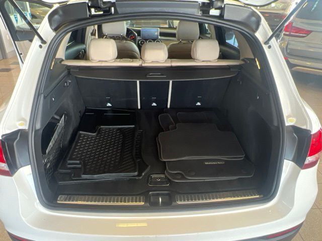 Mercedes-Benz GLC photo 22