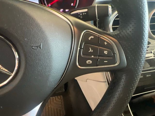 Mercedes-Benz GLC photo 25