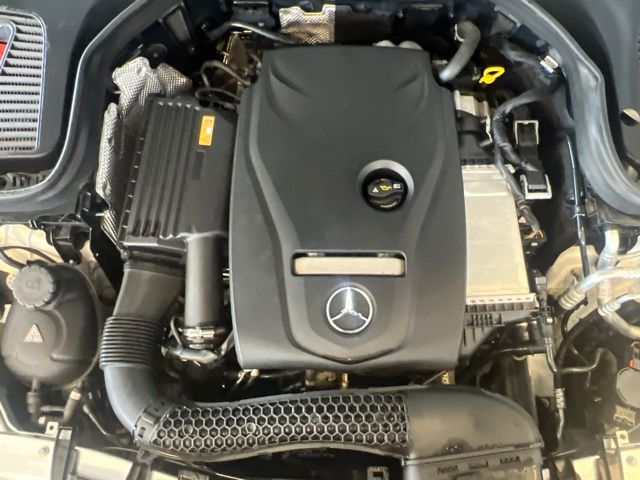 Mercedes-Benz GLC photo 35